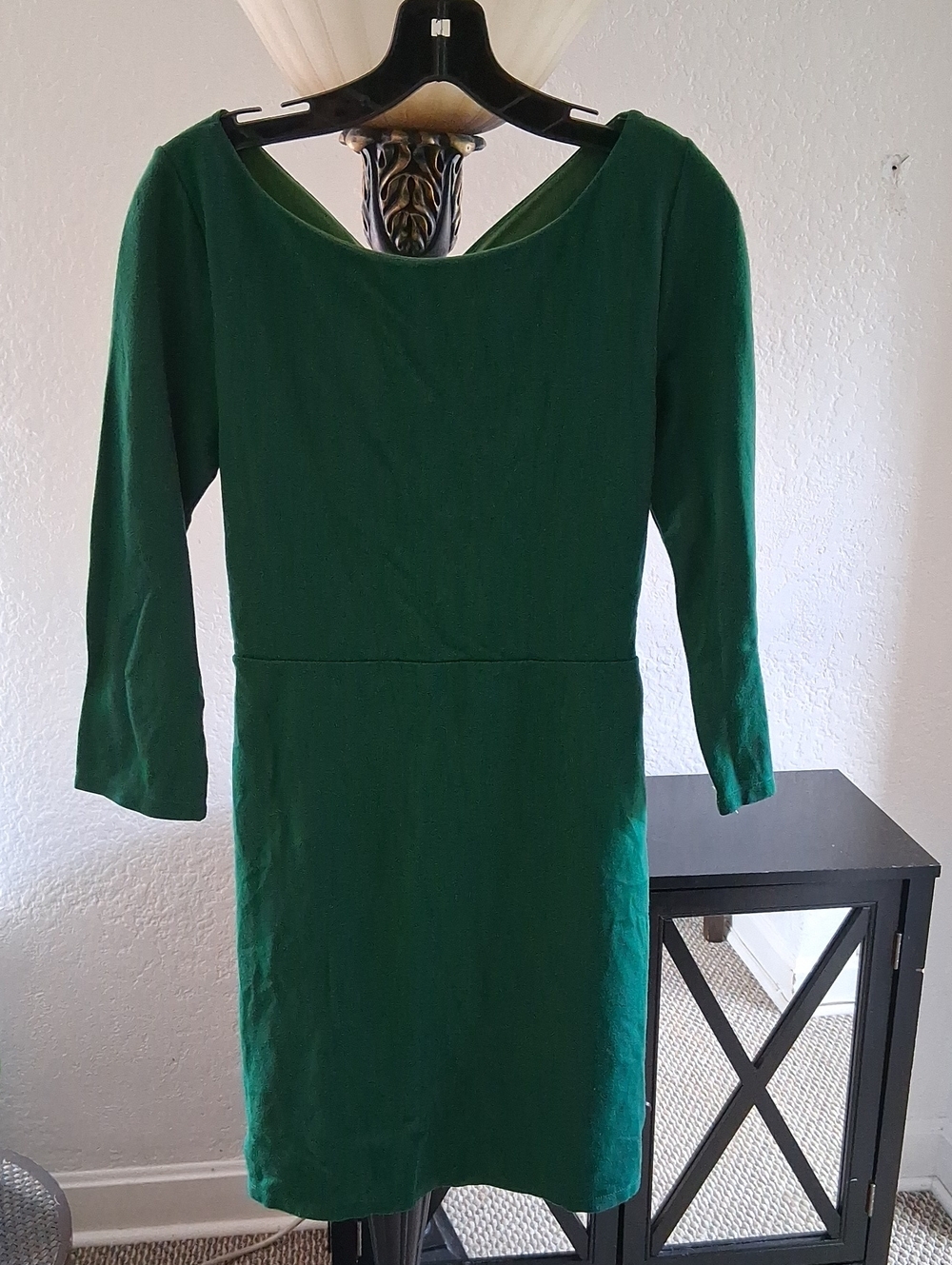 Alice + Olivia Emerald Green Long Sleeve Sheath Dress
